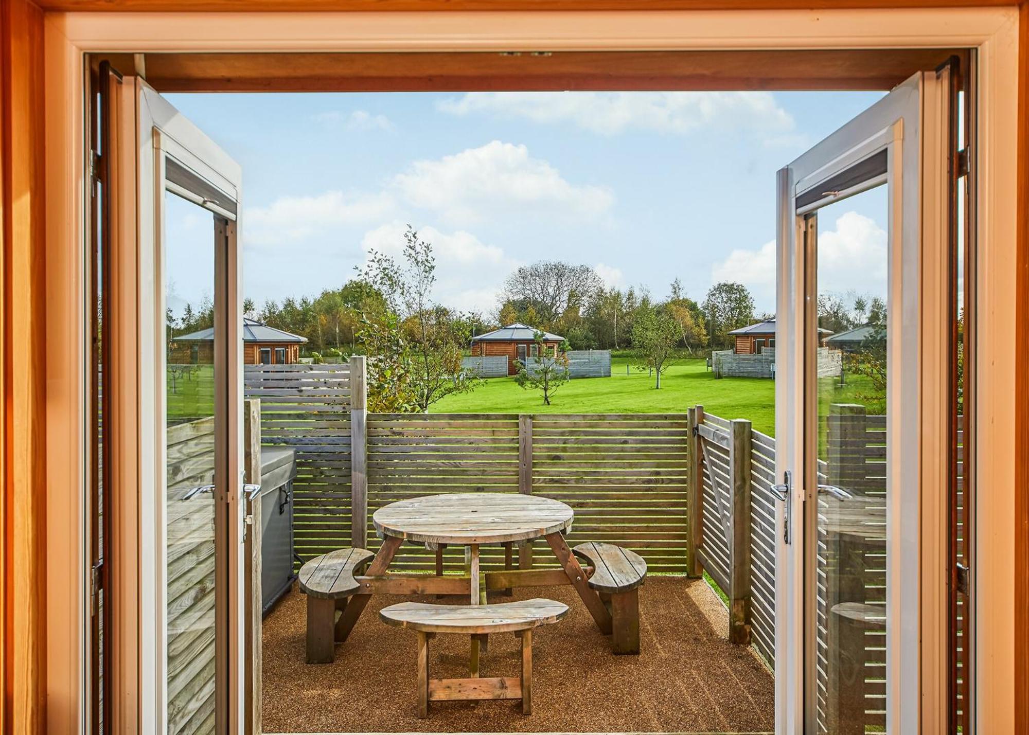 Green Meadows Park Garton Rom bilde